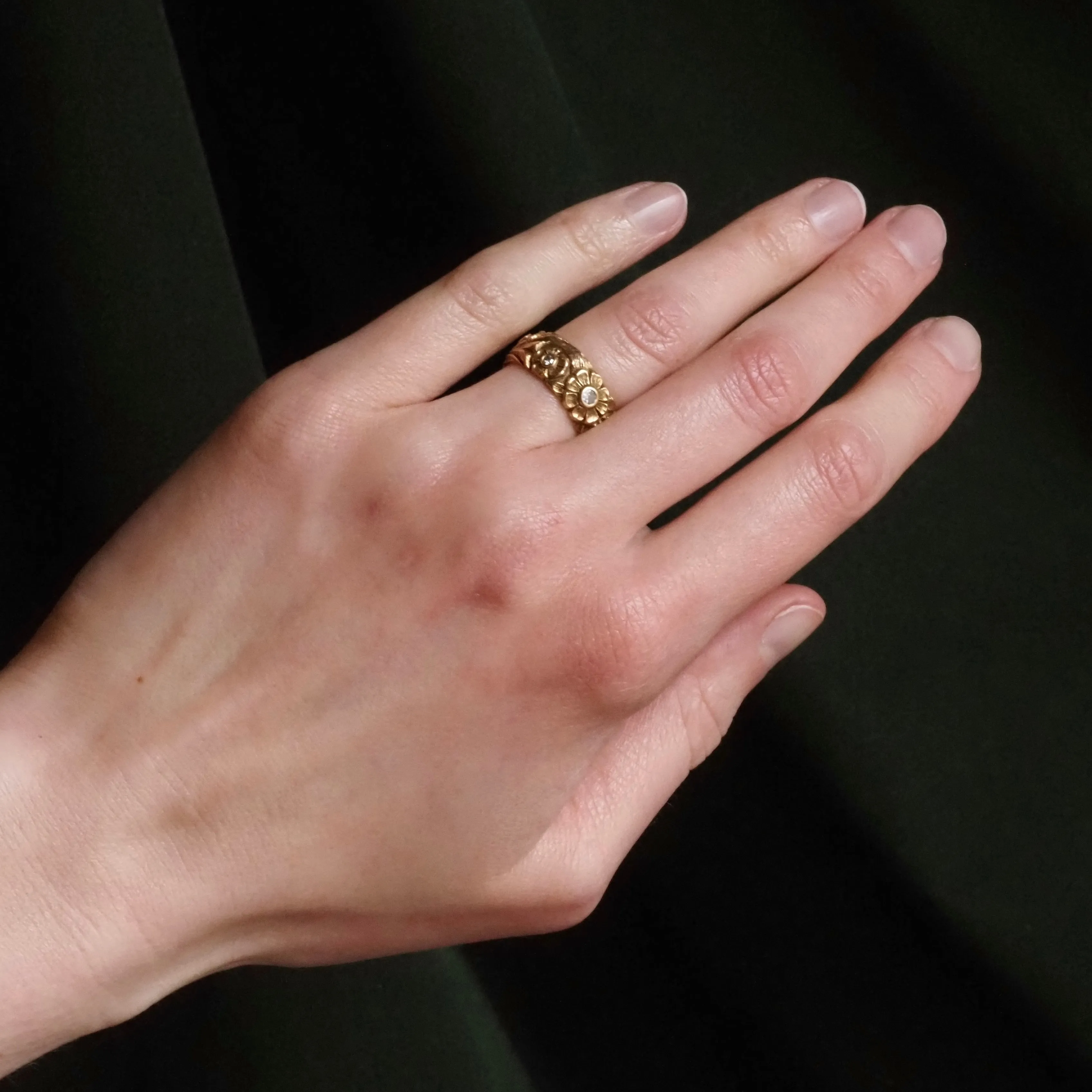 Antique Floral Diamond 14k Gold Wide Band