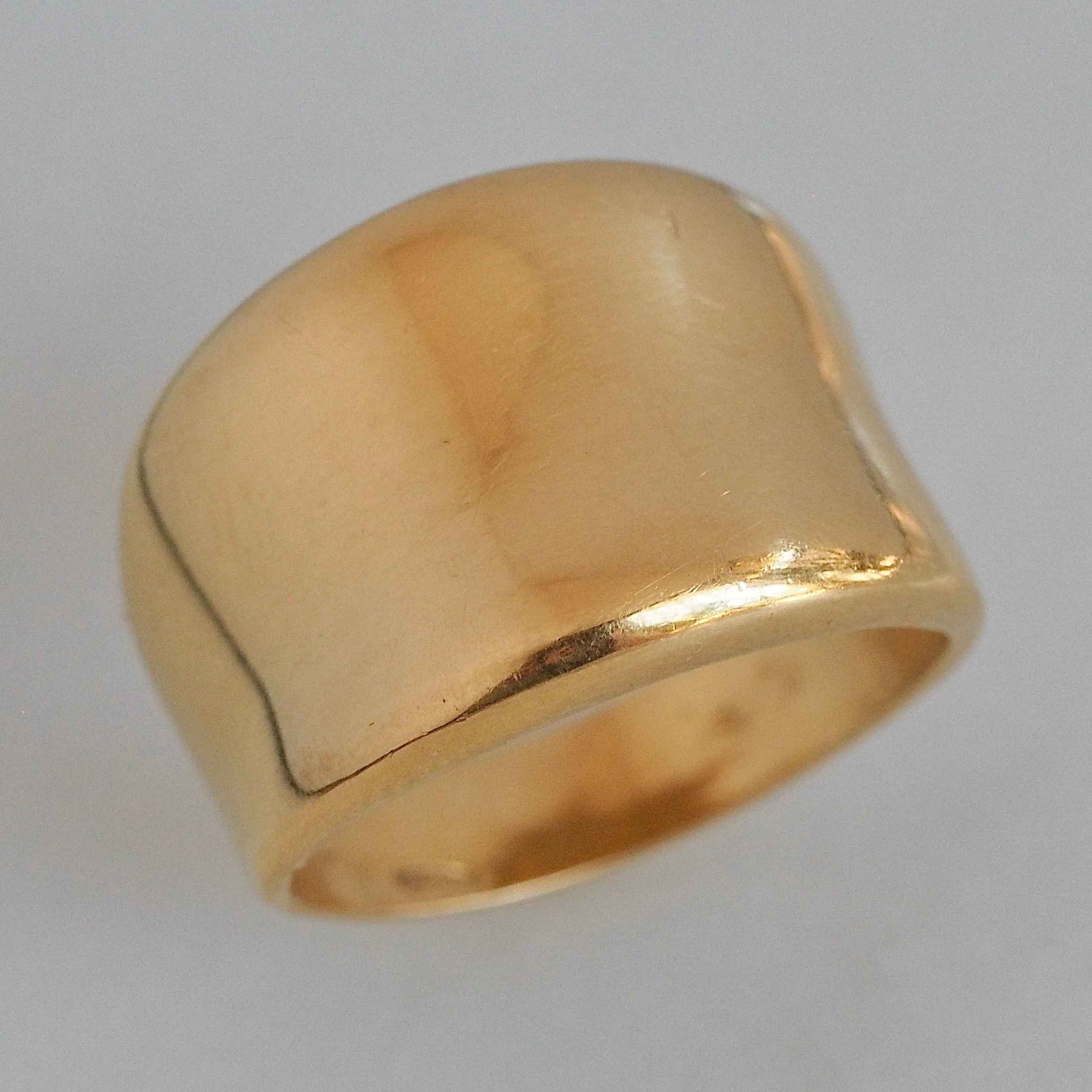 Vintage Portuguese 19k Gold Modernist Melty Band