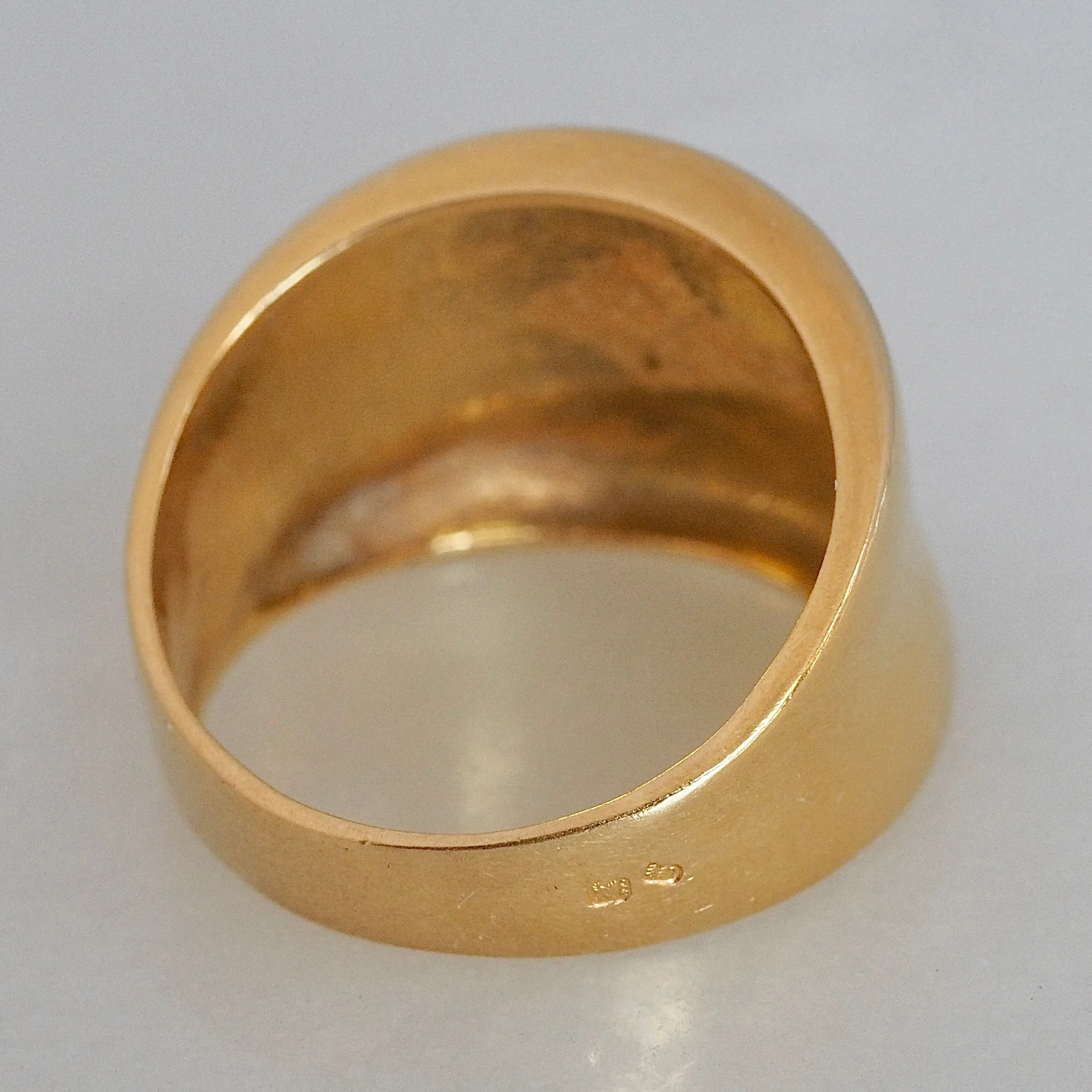 Vintage Portuguese 19k Gold Modernist Melty Band