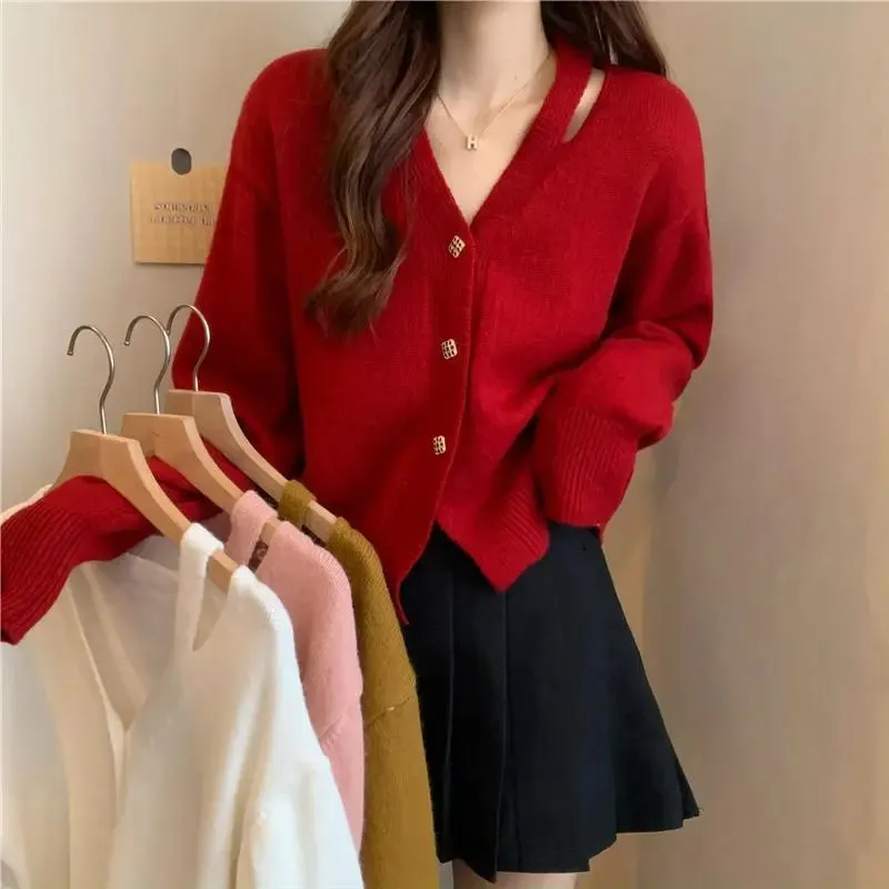 Wenkouban-Christmas Thanksgiving outfits_New V-Neck Button Red Knit Tops Stylish Knitwear Christmas Sweater